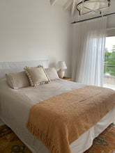 Load image into Gallery viewer, MELESTINA Throw - Pale Taupe