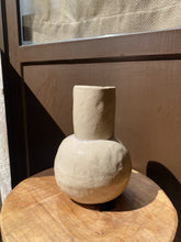 Load image into Gallery viewer, CARMELA Vase