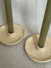 Lade das Bild in den Galerie-Viewer, PERLA Candle Holder