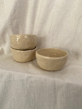 Load image into Gallery viewer, MARIA Ceramic Bowl M - Natural