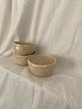 Load image into Gallery viewer, MARIA Ceramic Bowl M - Natural