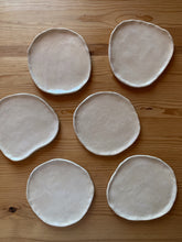 Load image into Gallery viewer, SOLE Ceramic Plate