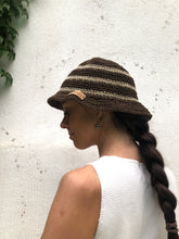 Load image into Gallery viewer, JERONIMA Hat - M - Brown stripes
