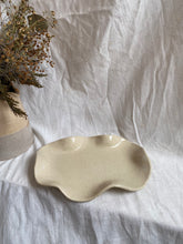 Load image into Gallery viewer, PALOMA Ceramic Plate