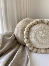 Load image into Gallery viewer, CERAFINA Cushion - M - Natural