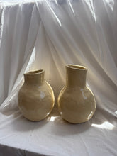 Lade das Bild in den Galerie-Viewer, AMALIA Vase #1
