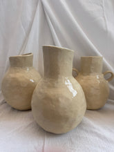 Lade das Bild in den Galerie-Viewer, AMALIA Vase #1
