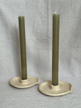 Lade das Bild in den Galerie-Viewer, PERLA Candle Holder
