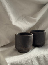 Lade das Bild in den Galerie-Viewer, ISA VASE
