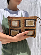 Load image into Gallery viewer, ABELINA Clutch - M - #5
