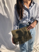 Load image into Gallery viewer, ROSALINA Clutch - Olive
